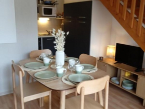 Duplex 6 pers avec piscine, parking et animaux admis aux Orres 1800 - FR-1-322-413